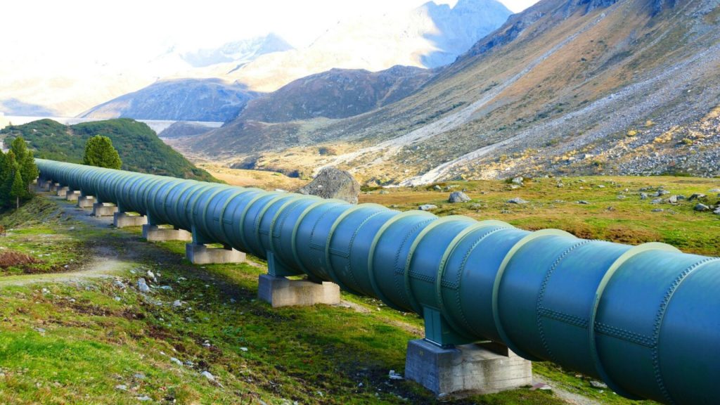 Oil pipeline